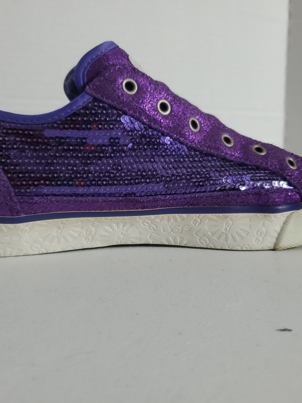 UGG Sz 10 Purple Glitter Slip-On Women’s Sneakers - Picture 7 of 14